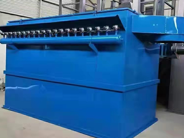 濾芯除塵器與布袋除塵器比較，怎么根據(jù)工況選擇除塵布袋,濾筒除塵器和布袋除塵器區(qū)別
